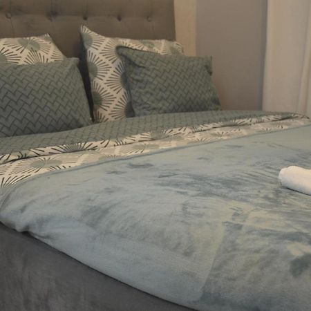 Teodora Lux Apartman Free Privat Parking Lejlighed Novi Sad Eksteriør billede