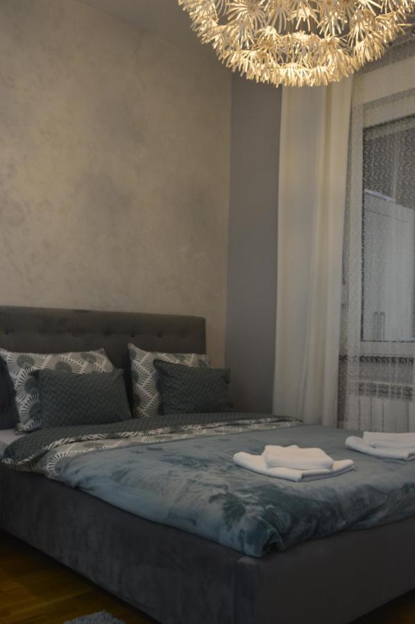 Teodora Lux Apartman Free Privat Parking Lejlighed Novi Sad Eksteriør billede