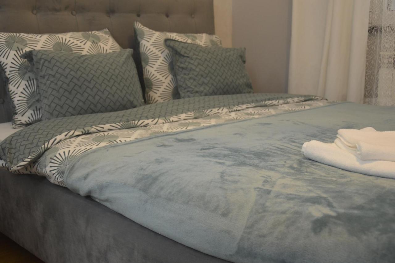Teodora Lux Apartman Free Privat Parking Lejlighed Novi Sad Eksteriør billede